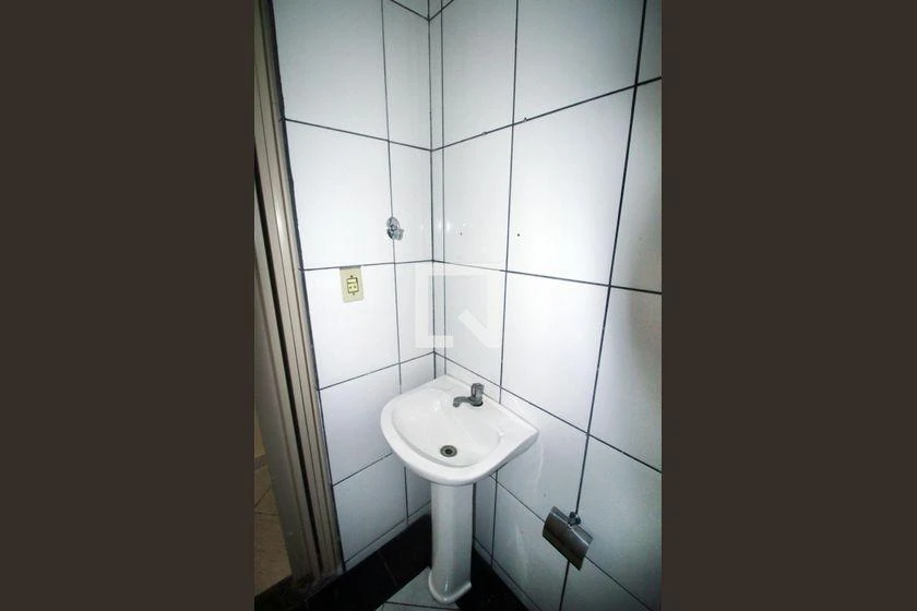 Unfurnished 1-bedroom apartment with 53 m² and no parking — photo 15