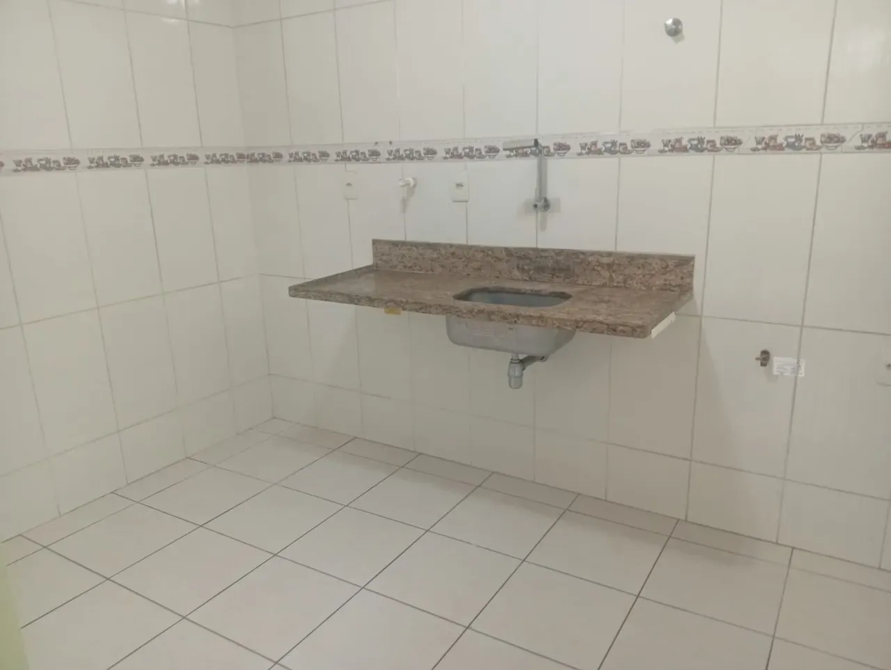 2-bedroom apartment, 1 with its own bathroom, 75 m² — photo 2