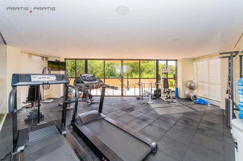 350 m² 3-bedroom apartment with a private BBQ balcony — photo 47