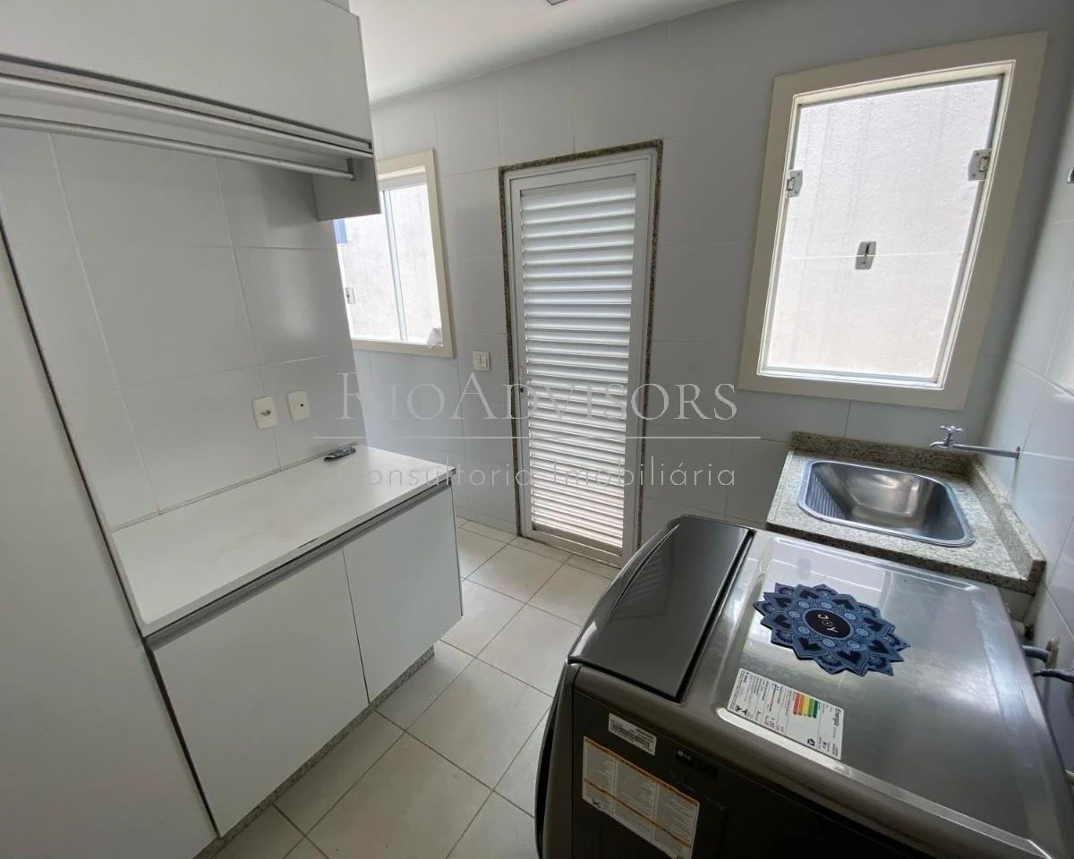 House 890 m² with 6 en-suite bedrooms and gas kitchen — photo 16