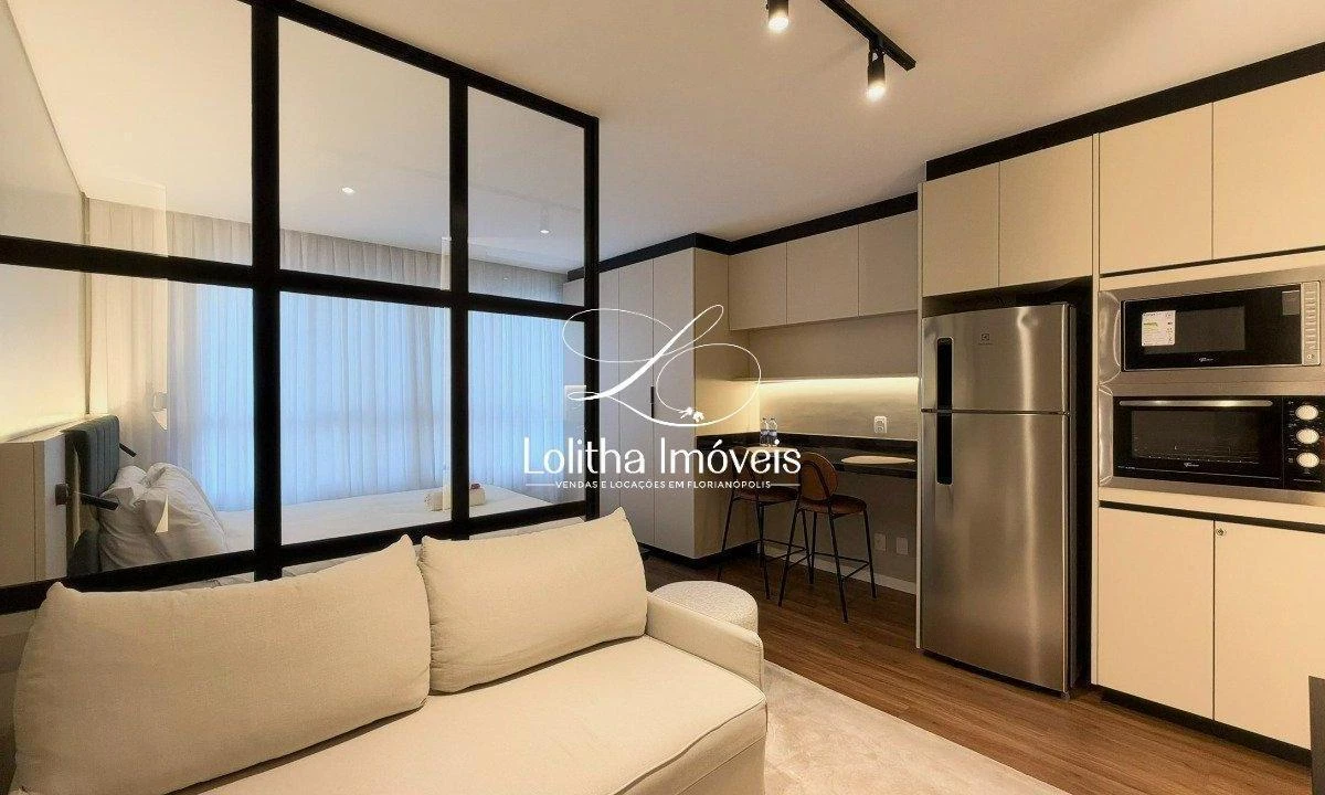 One-bedroom apartment in a building with a coworking space — photo 23