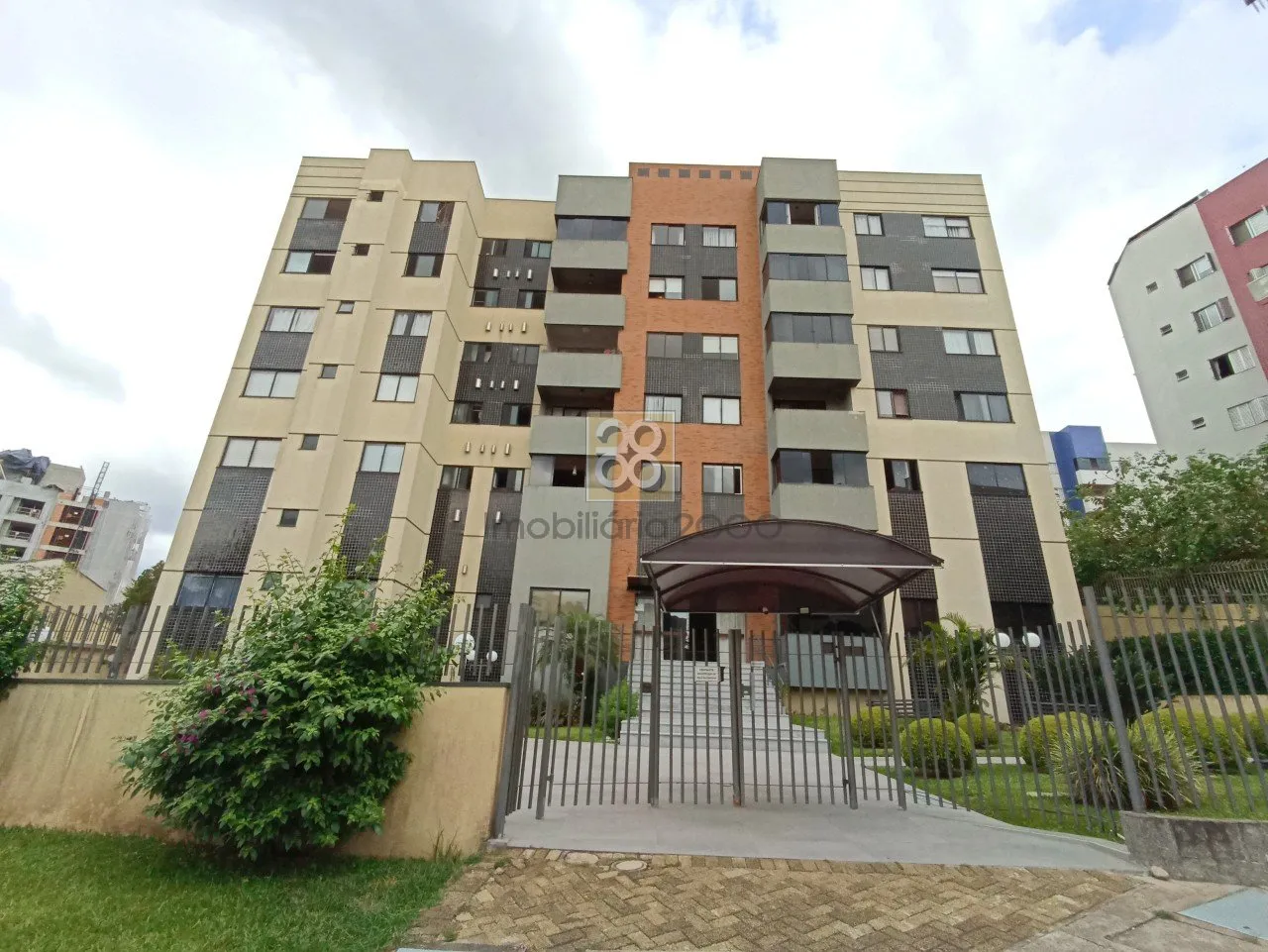 Квартира с 3 спальнями, балконом и 123 м² — photo 2