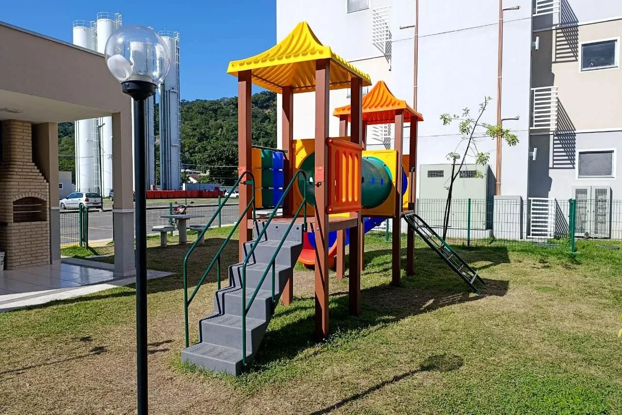 Apartamento de 2 quartos em condomínio com academia — photo 14