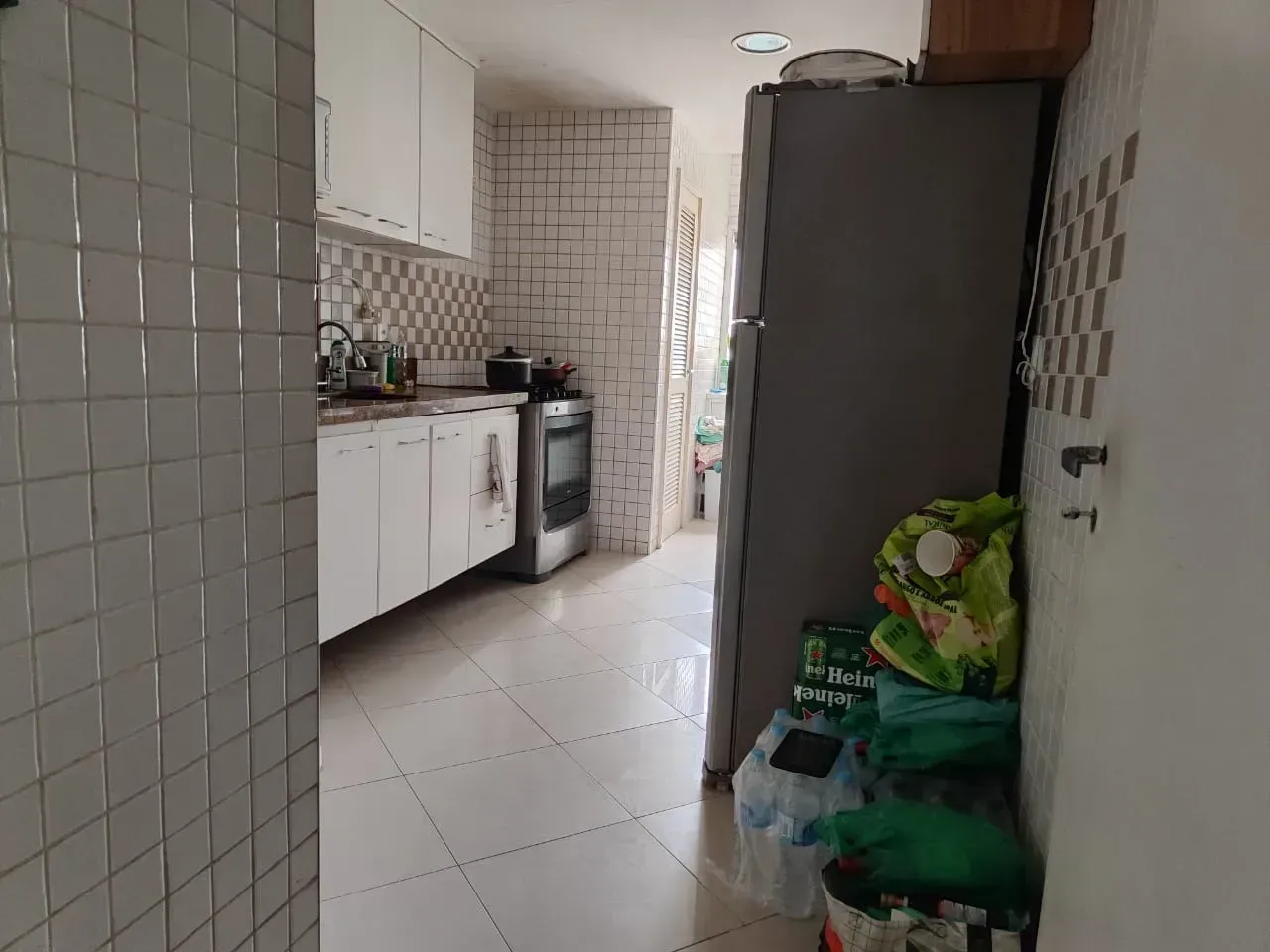Furnished apartment with 3 bedrooms and 2 bathrooms — photo 8