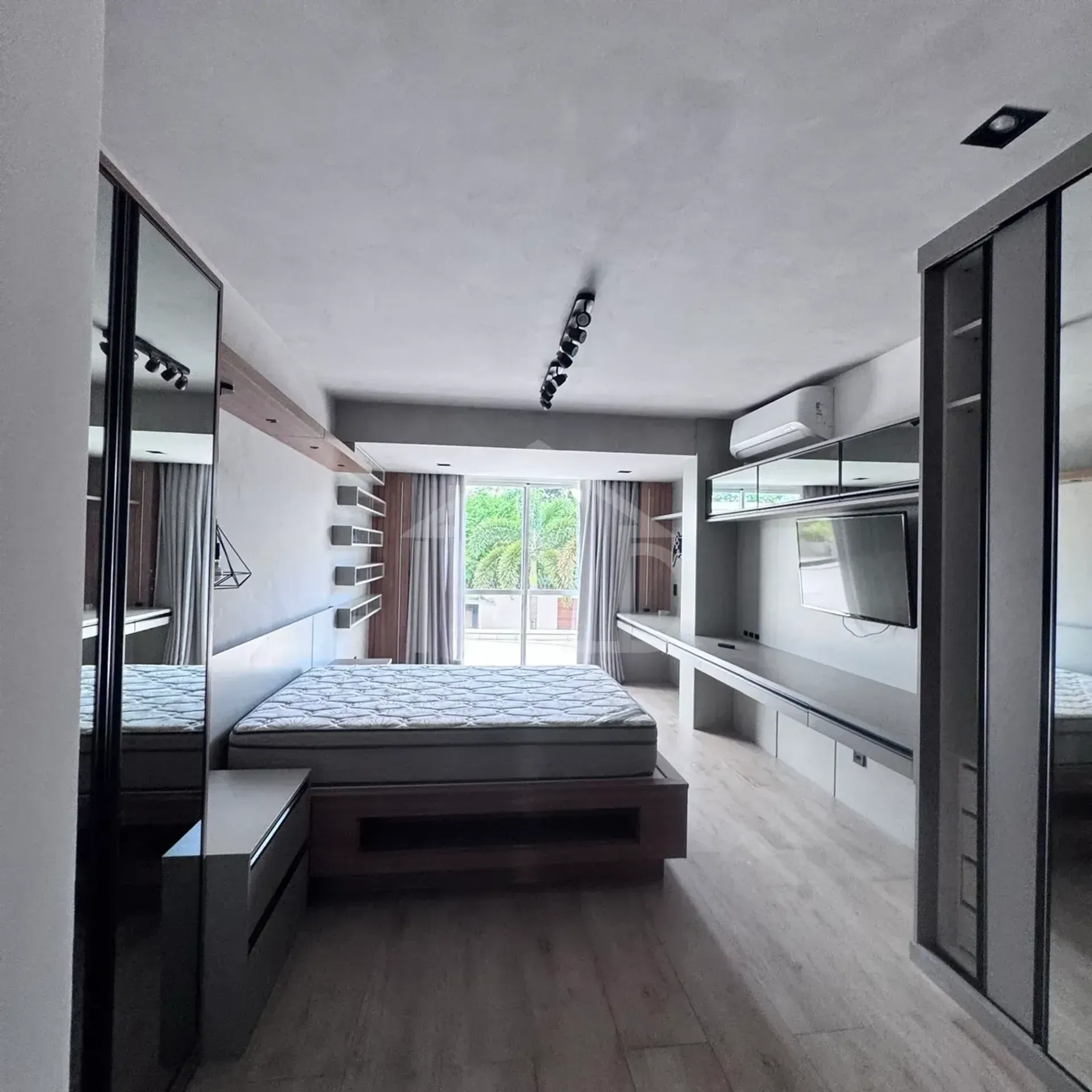 Furnished house with 4 bedrooms and 5 bathrooms, open kitchen — photo 41