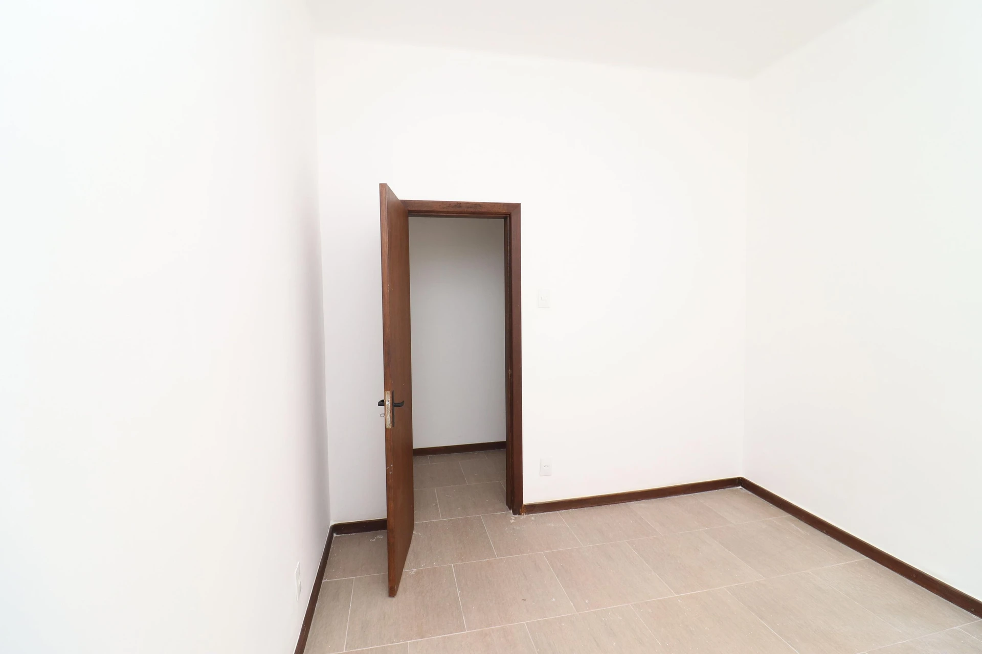 3-bedroom apartment, 1 with its own bathroom, 120 m² — photo 16