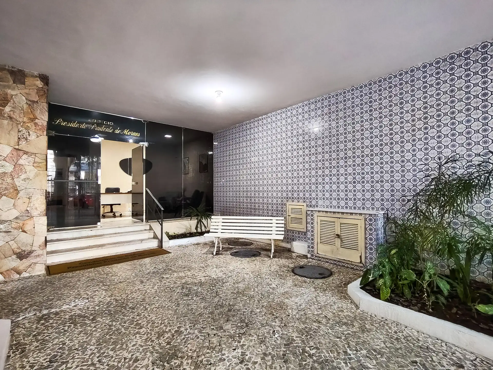 Furnished apartment, 54 m², with a home office — photo 17