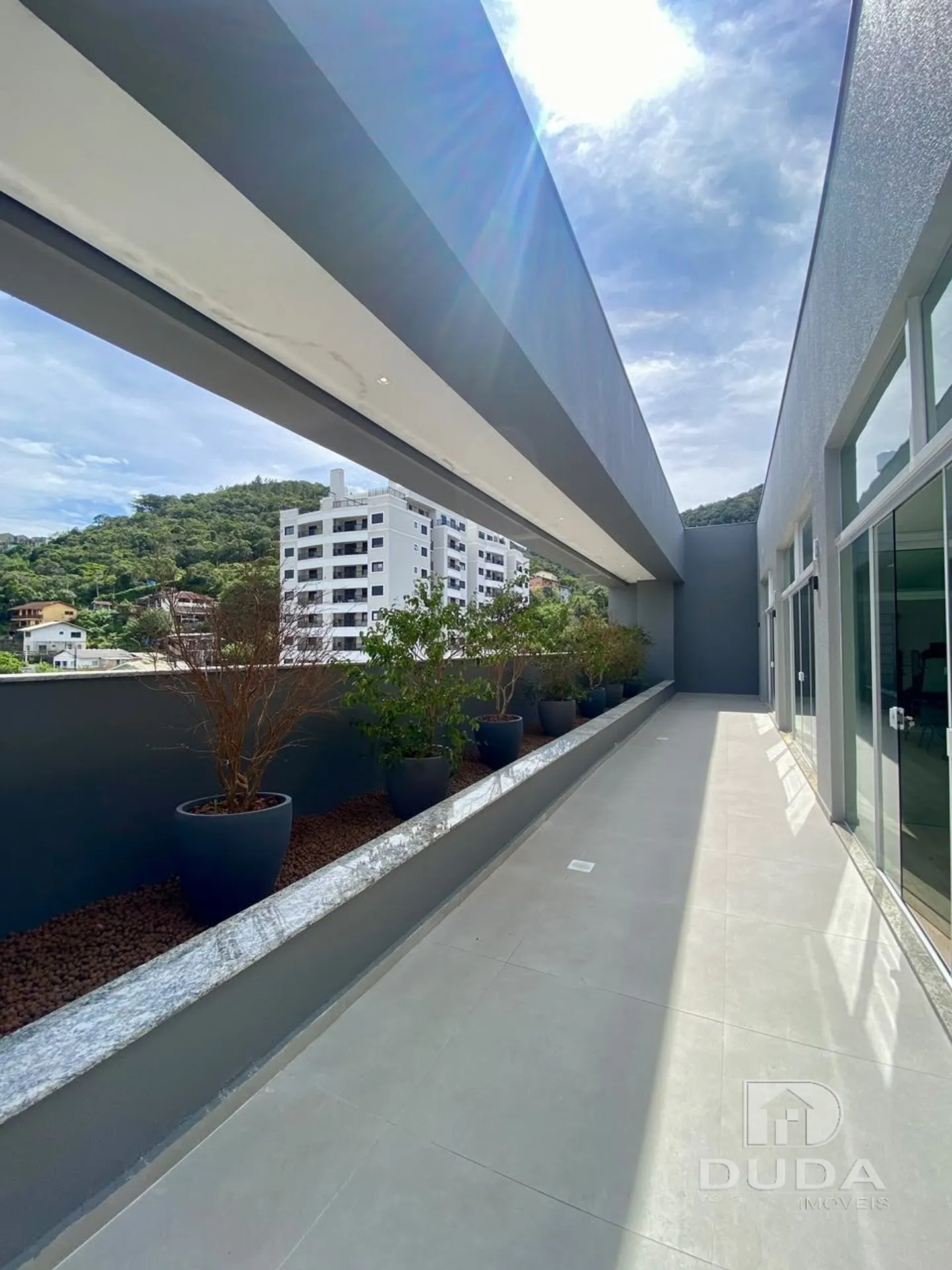 Vista a la montaña y 2 dormitorios: departamento de 72 m² — photo 37
