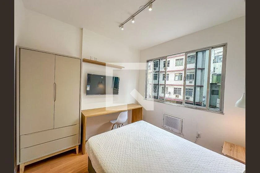 Furnished apartment, 35 m², with a home office — photo 5