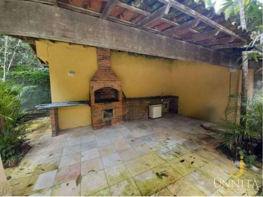Вид на горы и 8 спален: дом 584 м² — photo 8