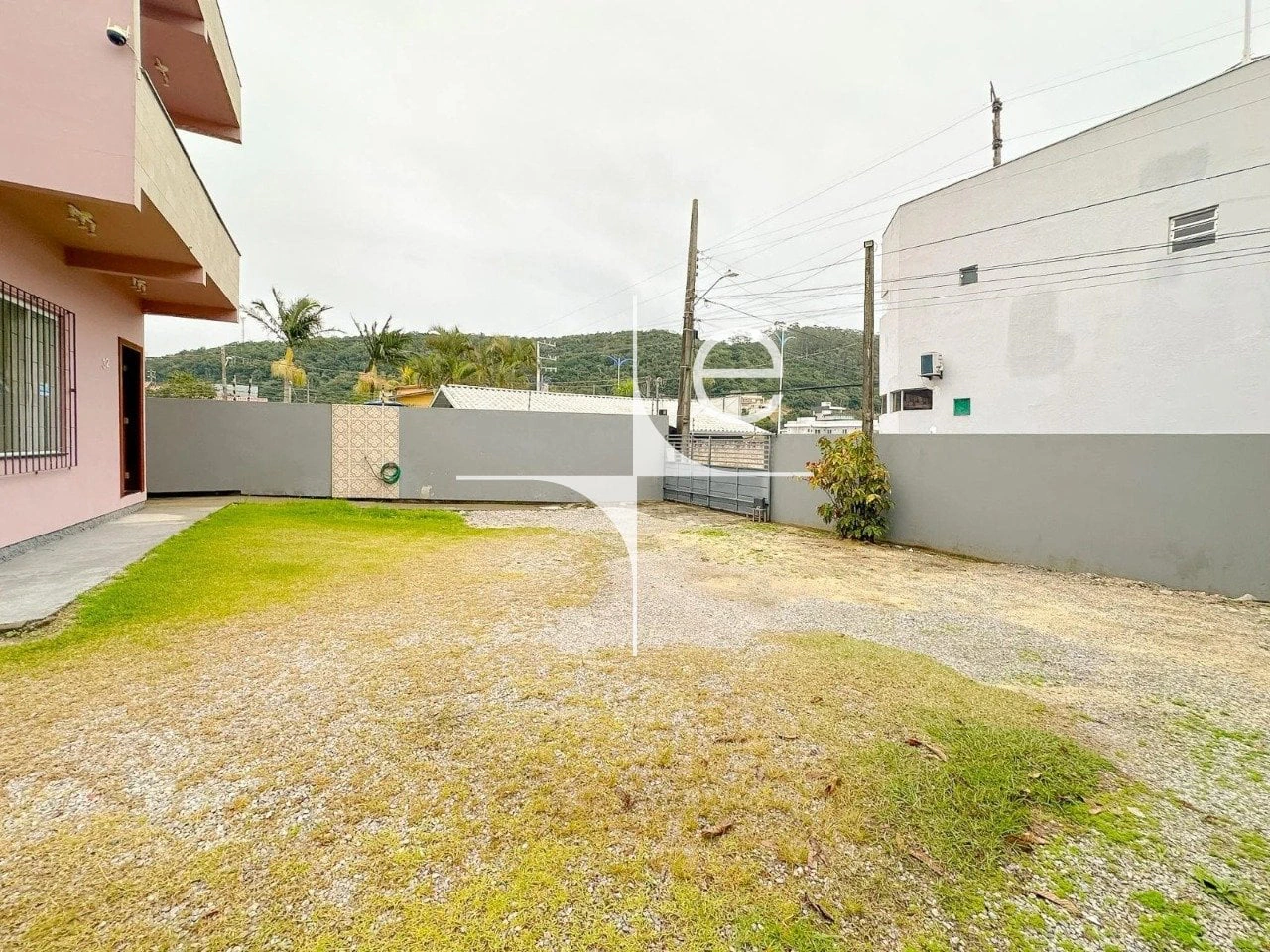 Home office in a 2-bedroom house, 110 m² — photo 20
