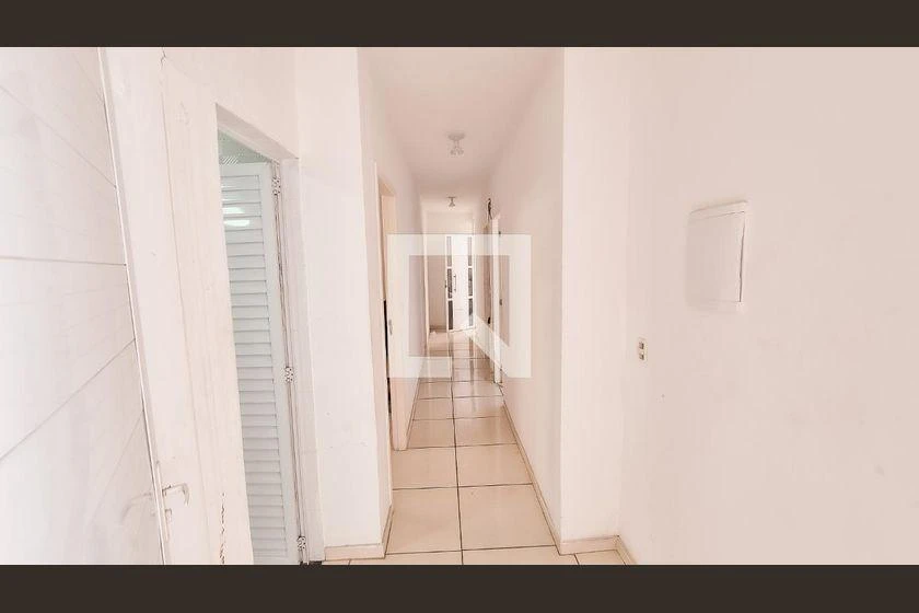 Мебльований будинок 600 м² з 5 спальнями та 3 ванними — photo 45