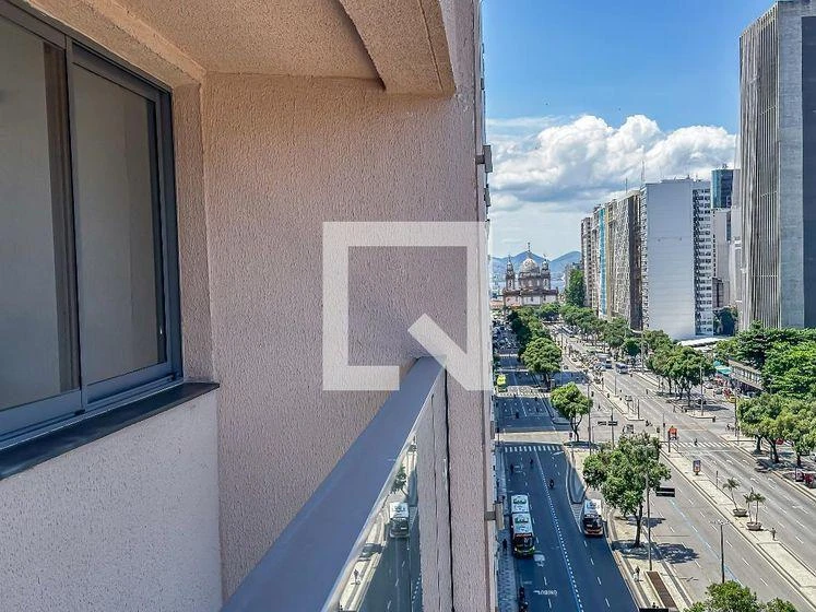 Apartment, 55 m², with a glass-enclosed balcony — photo 12