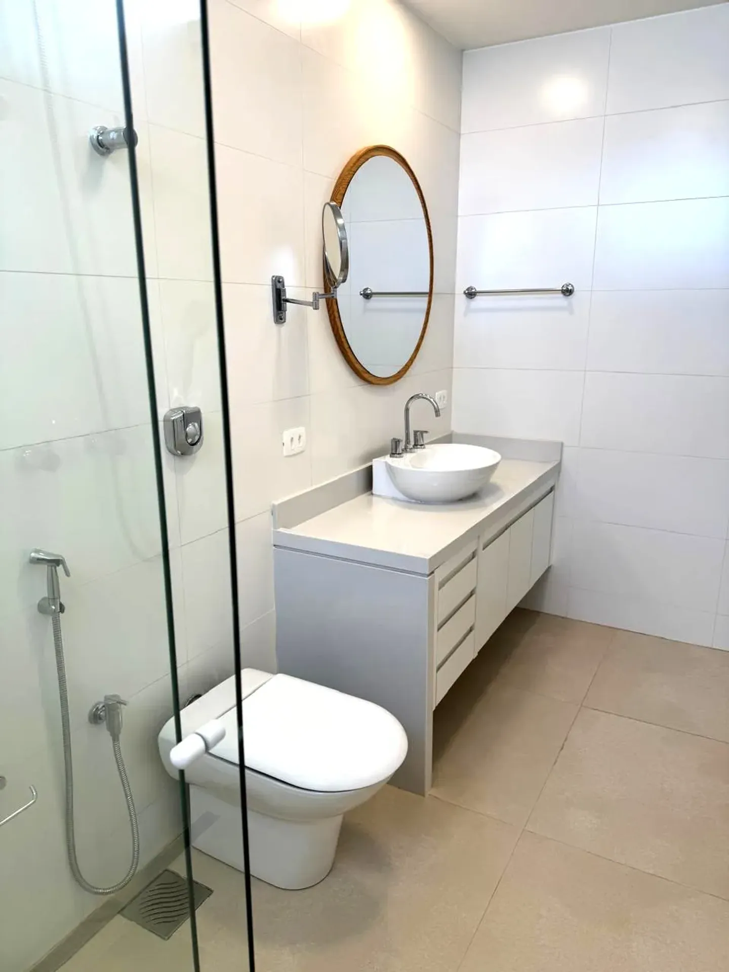 97 m² apartment with 2 bedrooms and 2 bathrooms — photo 16