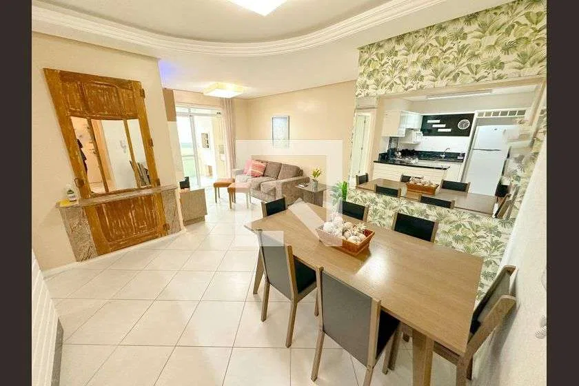 Rental apartment with 3 bedrooms and an open kitchen