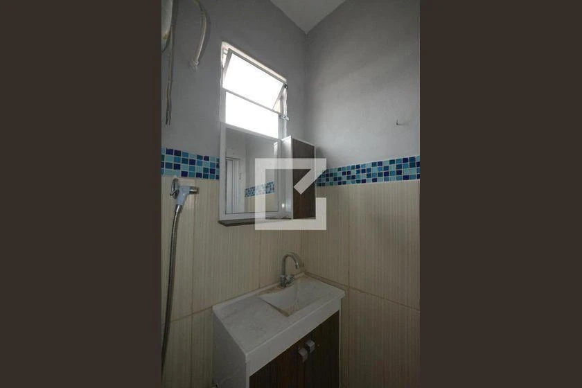 Unfurnished 2-bedroom apartment with private BBQ balcony — photo 44