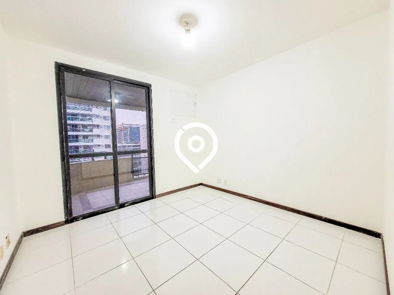 4-bedroom apartment with a balcony and 149 m² — photo 9