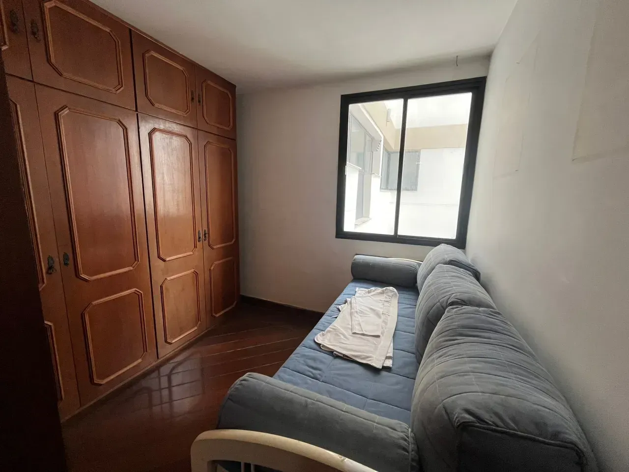 Furnished apartment with 4 bedrooms and a closed kitchen — photo 19