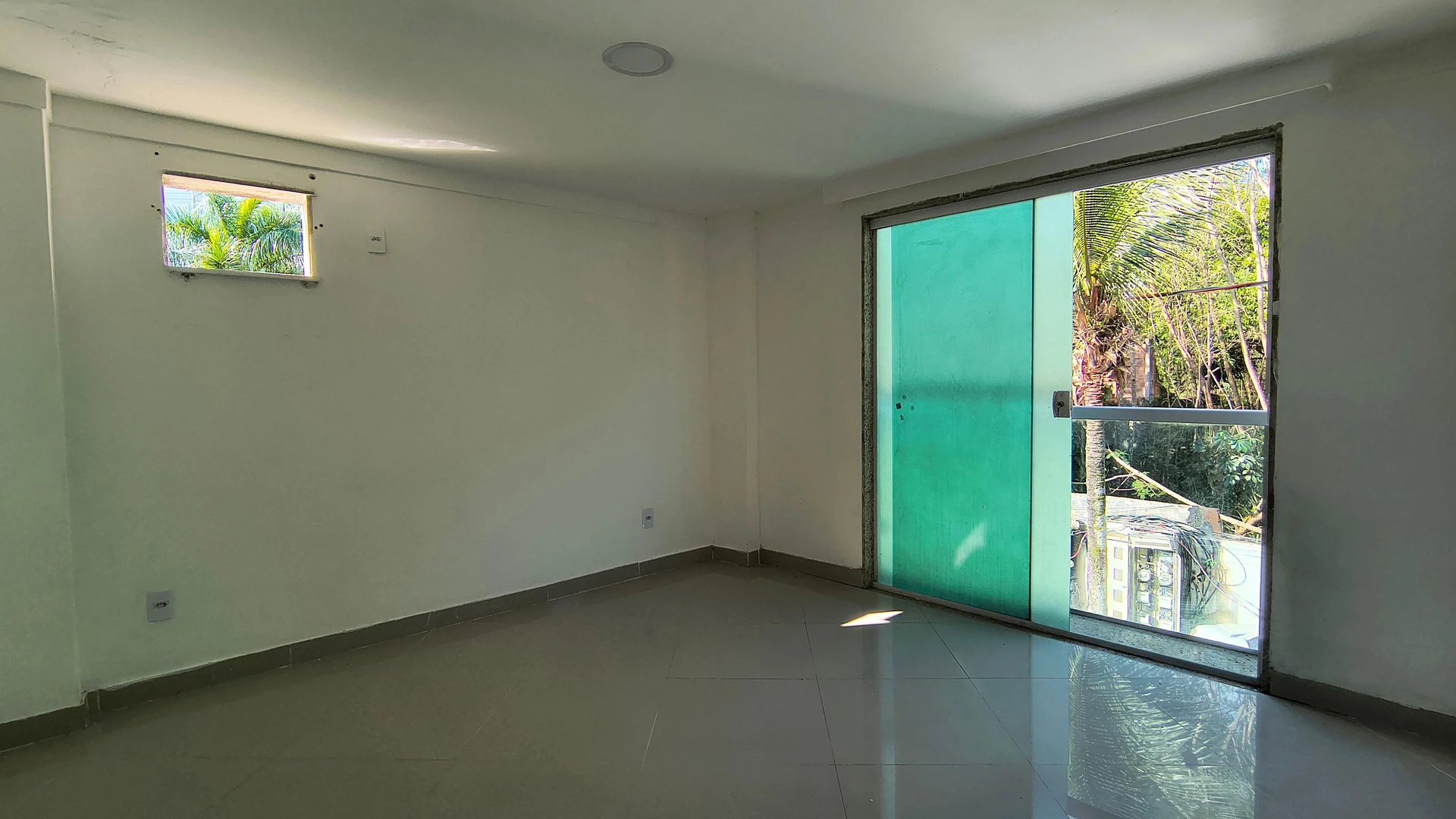 2-bedroom apartment with a mountain view in Rio de Janeiro — photo 15