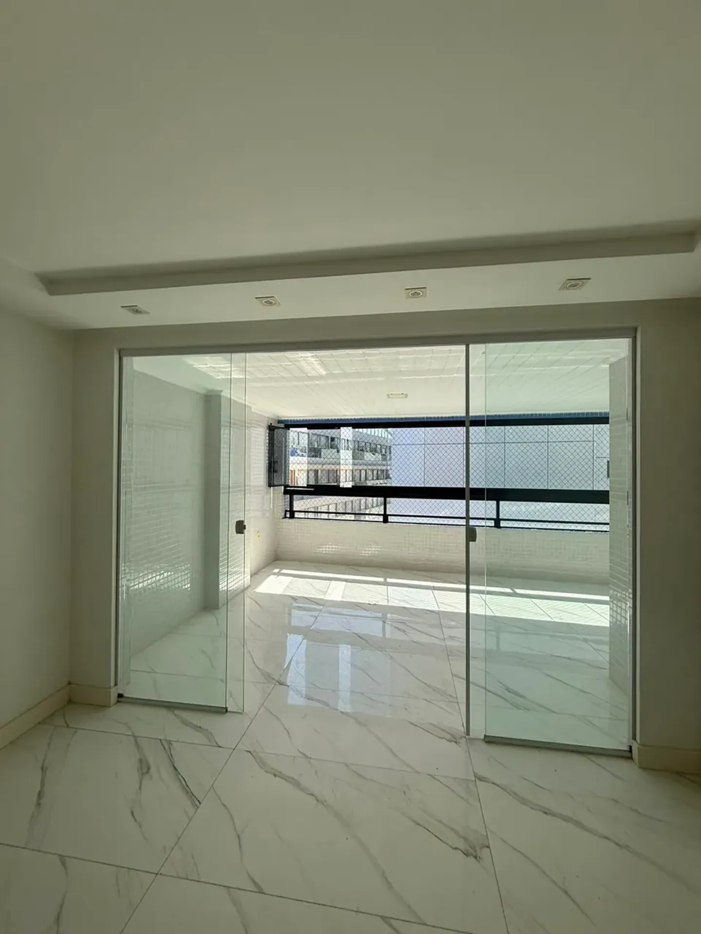 Apartamento, 210 m², com closet — photo 5