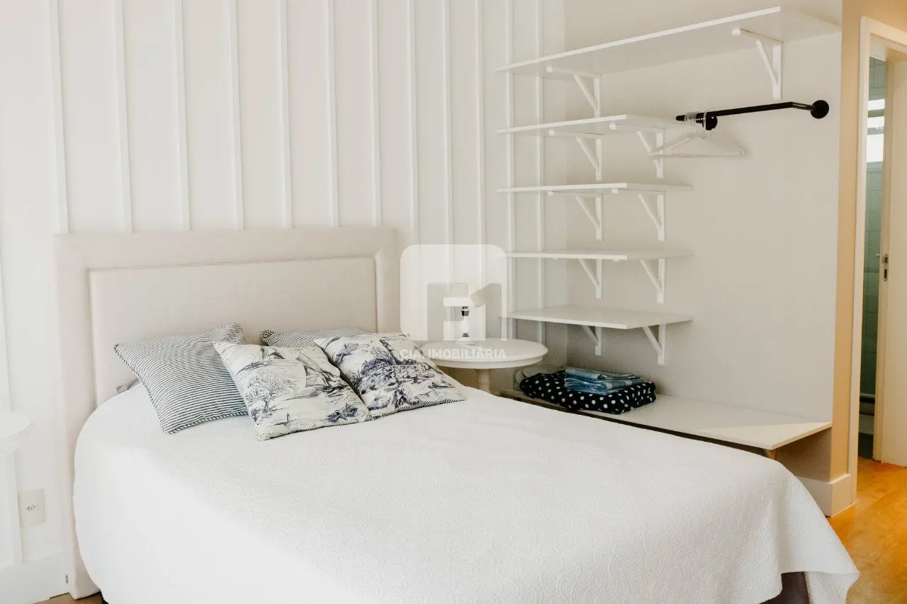 3-bedroom apartment with a private pool in Florianópolis — photo 60