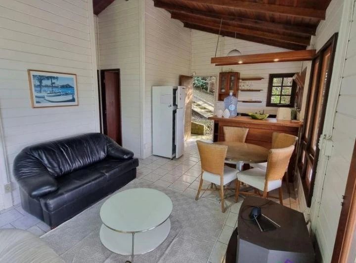 House with an open-plan kitchen and balcony view — photo 4