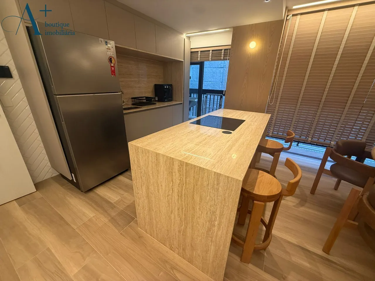 Furnished apartment with open-plan kitchen and 2 bedrooms — photo 2