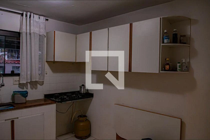 Furnished house with 3 bedrooms and 300 m², balcony — photo 26