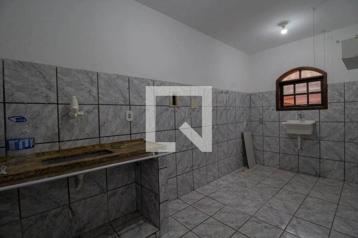 Unfurnished studio with 1 bedroom and 1 bathroom — photo 2
