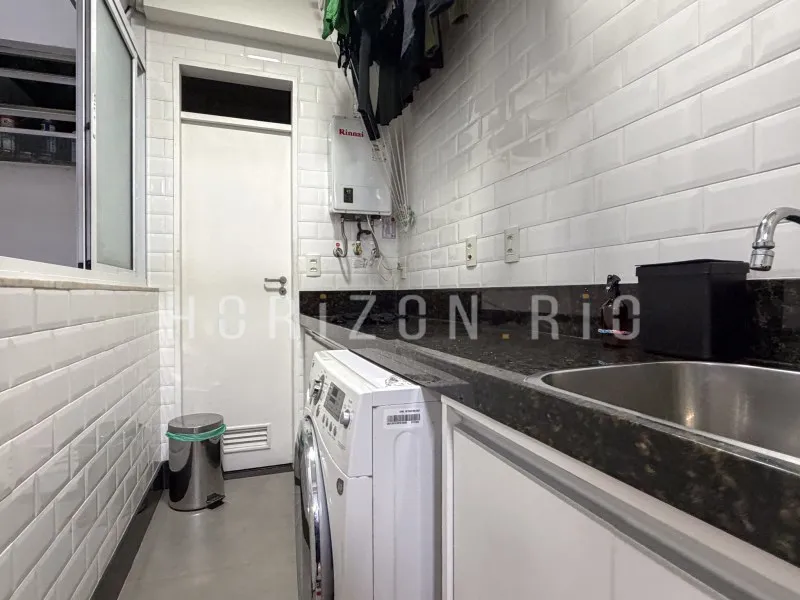 2-bedroom apartment with a washing machine in Rio de Janeiro — photo 25