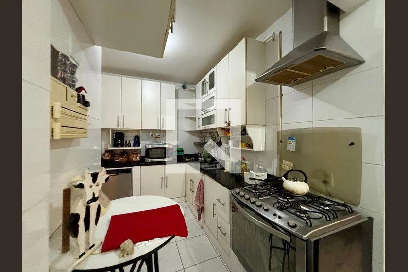 Apartamento amueblado con 3 dormitorios y cocina cerrada — photo 19