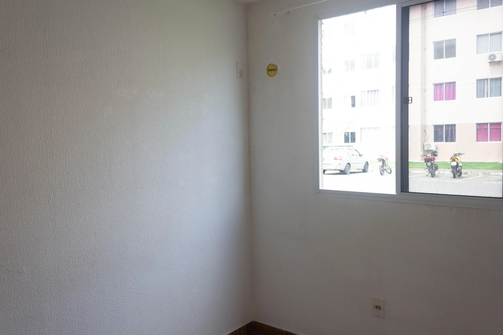2-bedroom apartment in a building with a gym — photo 29