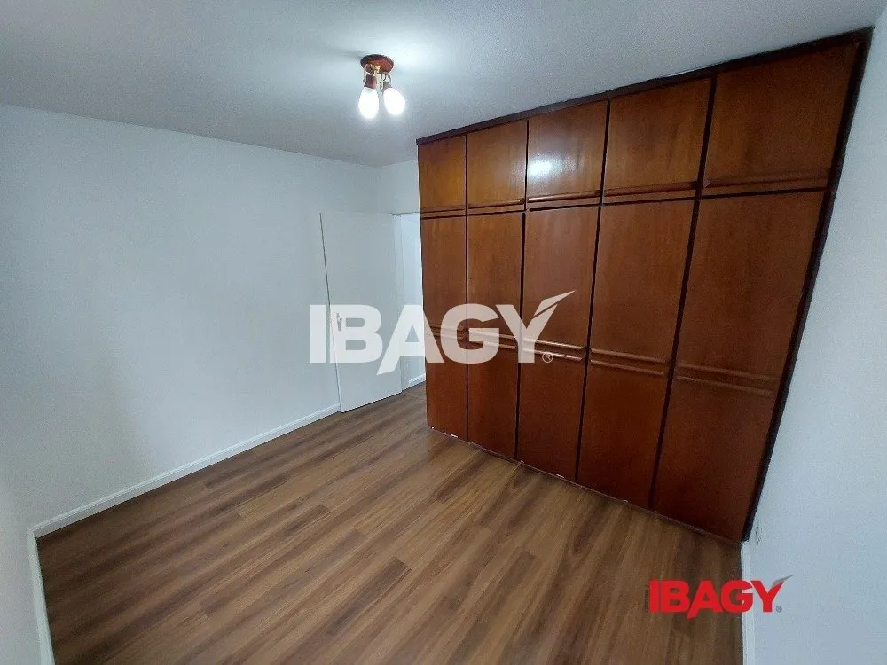 Apartamento sin estacionamiento, cocina cerrada y 75 m² — photo 16