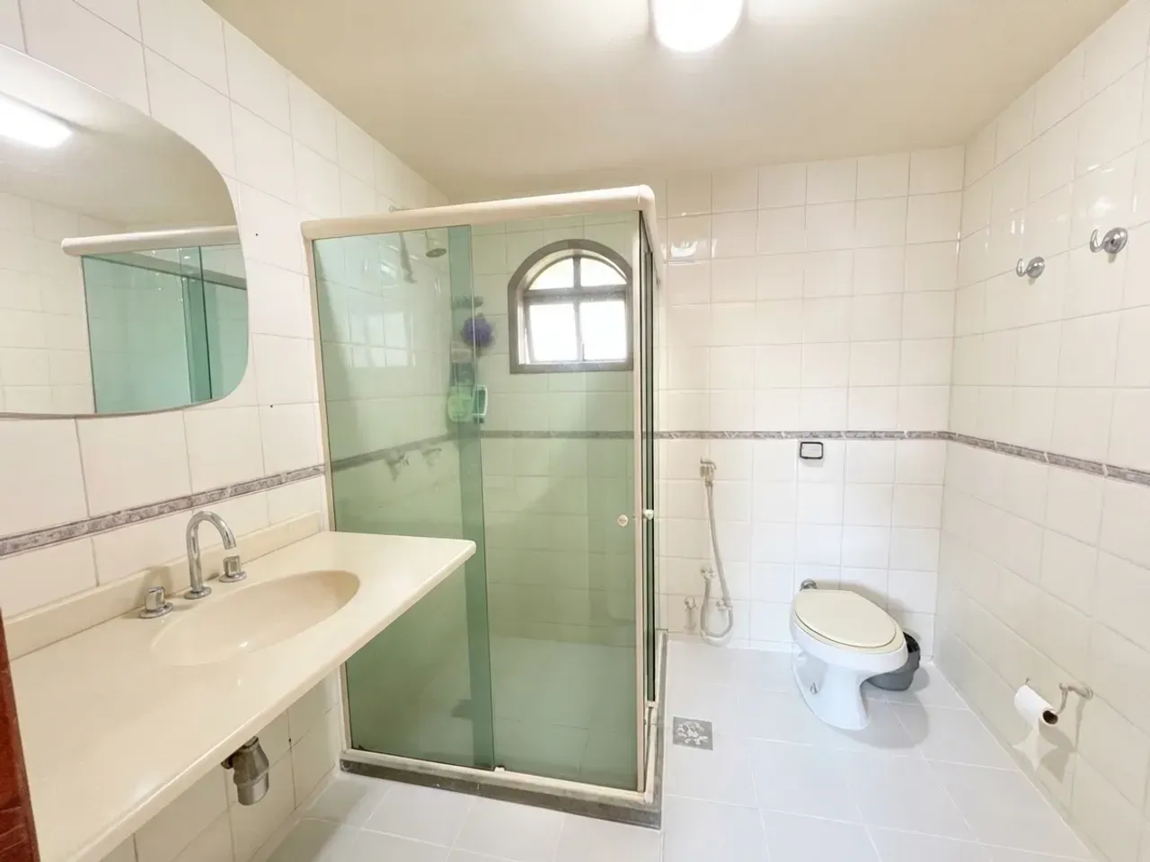 Casa para locação com 4 quartos e 5 banheiros — photo 6
