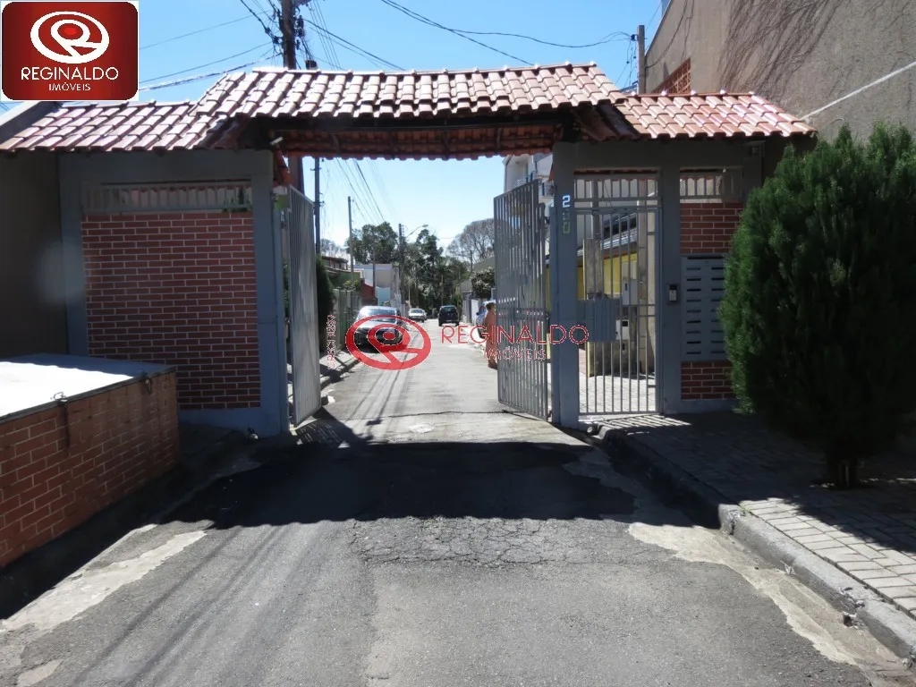 House with 2 bedrooms, 1 bath and 1 parking space — photo 36