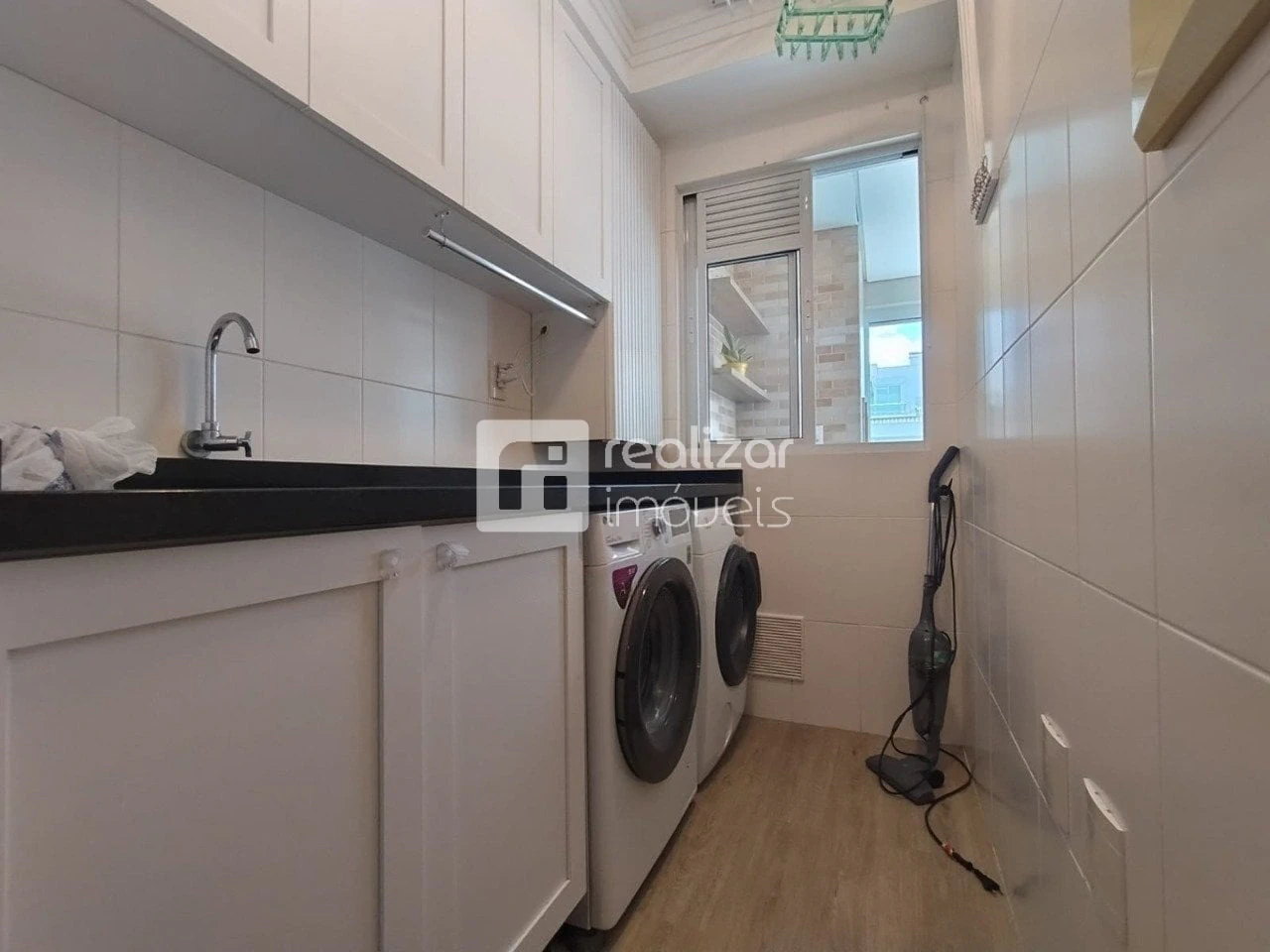 3-bedroom apartment with balcony and private barbecue — photo 17