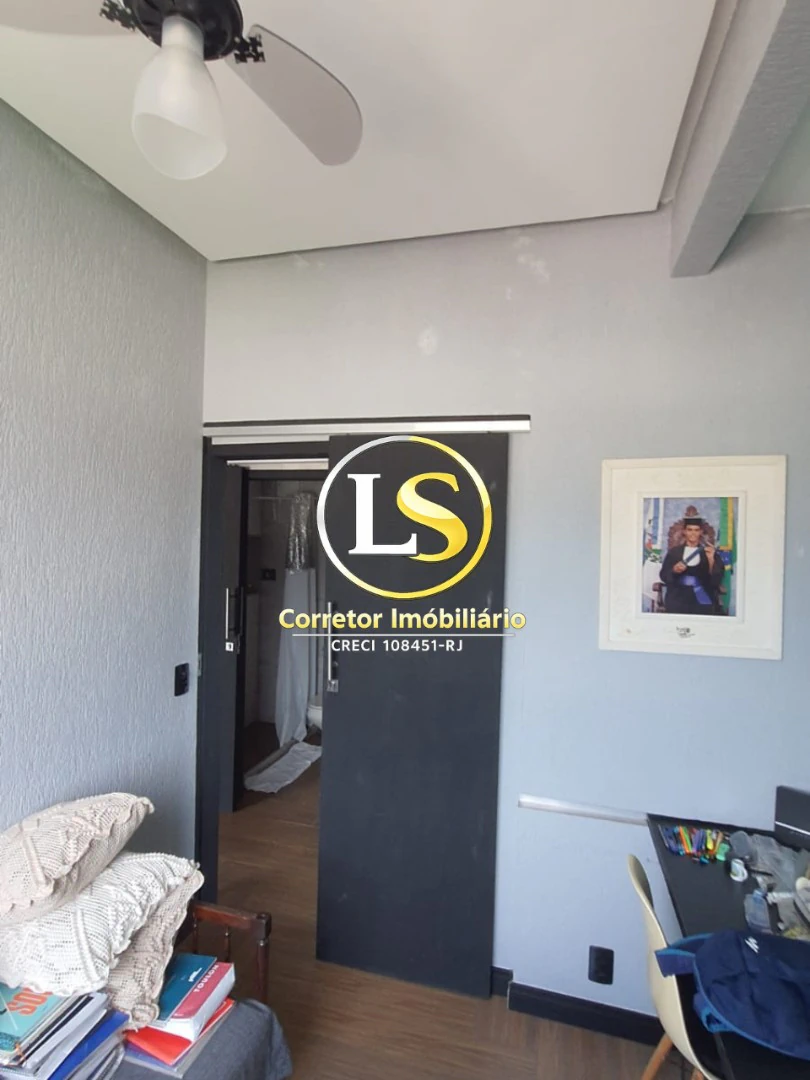 Unfurnished 60 m² apartment with 2 bedrooms and balcony — photo 3