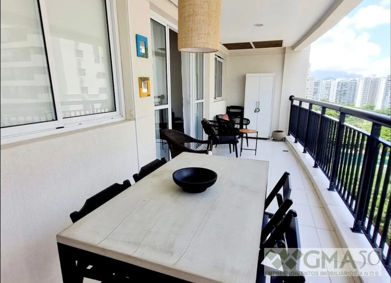 Apartamento com 2 quartos, 2 banheiros e varanda — photo 10