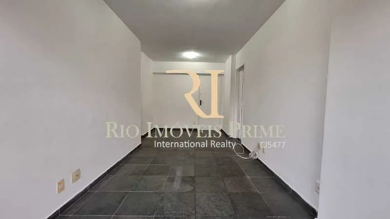 Apartamento com 2 quartos e 2 banheiros com vaga — photo 7