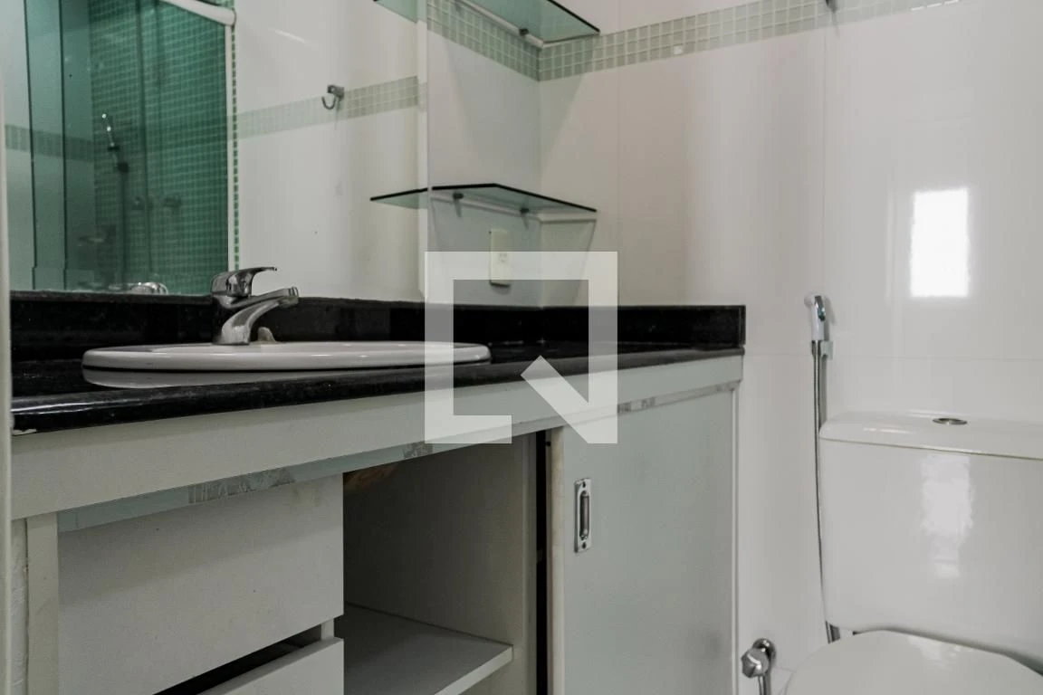 Apartment, 116 m², with wood or laminate floors — photo 50