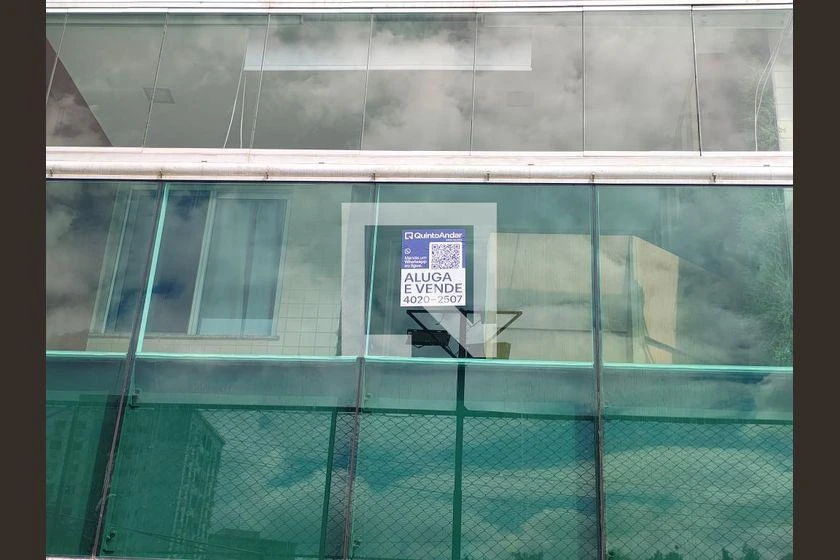 85 m² apartment with 3 bedrooms and a glass-enclosed balcony — photo 50