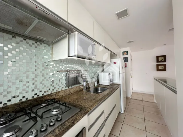 Furnished apartment with 3 bedrooms and 2 bathrooms — photo 2