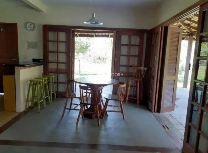 Unfurnished house with 3 bedrooms and air conditioning — photo 2