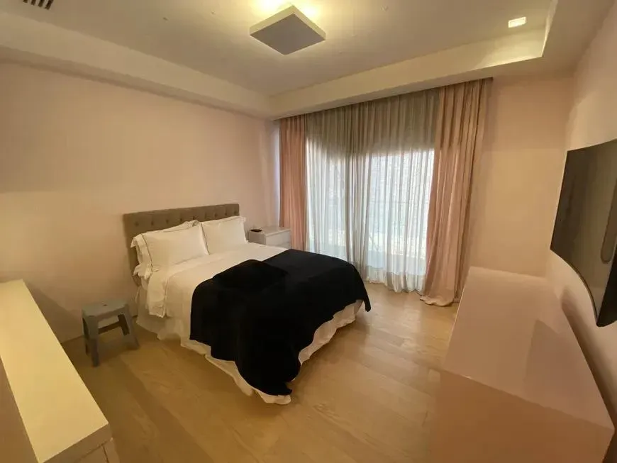 Apartamento sin muebles con 4 dormitorios y 5 baños — photo 52