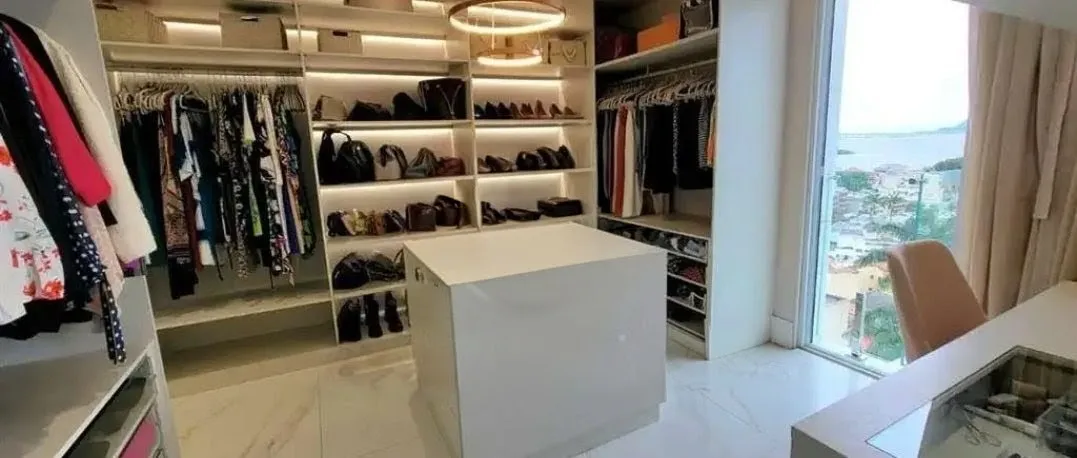 Rental house with 5 bedrooms and 5 bathrooms — photo 6