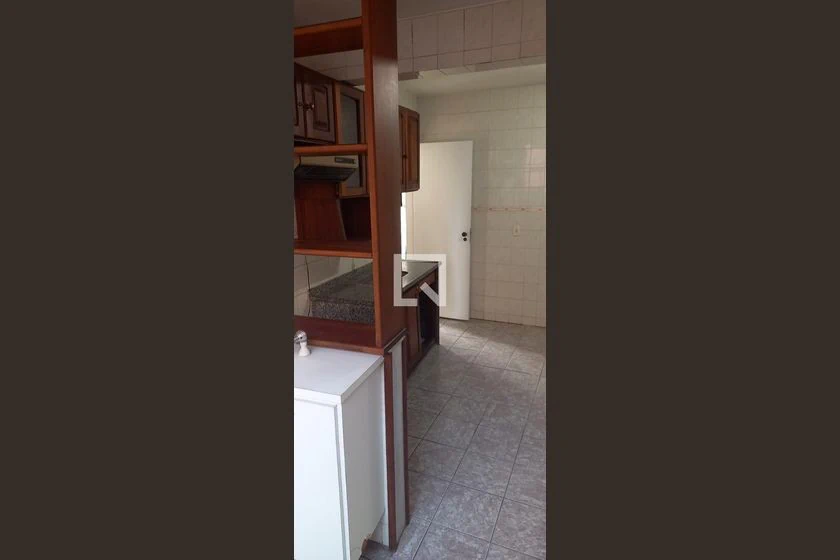 Квартира 78 м² з 2 спальнями та 1 місцем