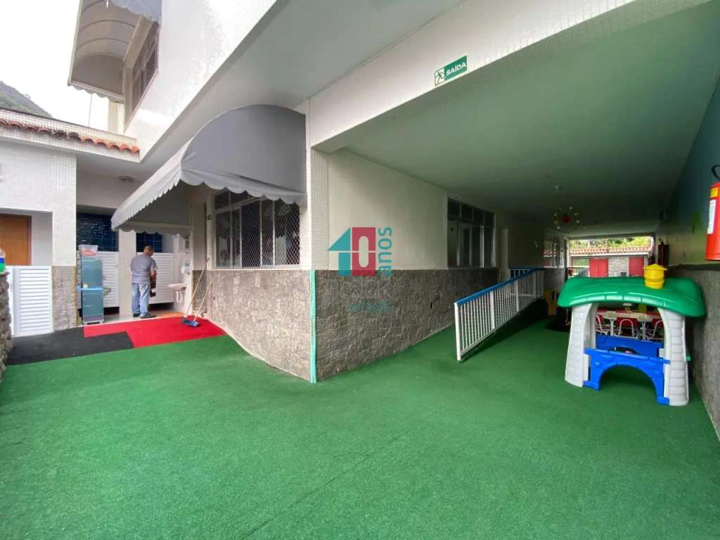 Casa duplex com 4 suítes e 6 banheiros, 450 m² — photo 9