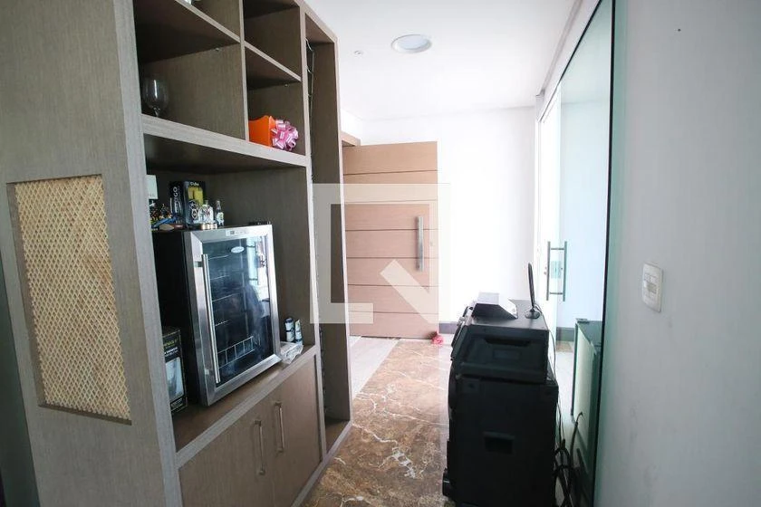 Apartment with 3 bedrooms, 1 en-suite, 397 m² — photo 32