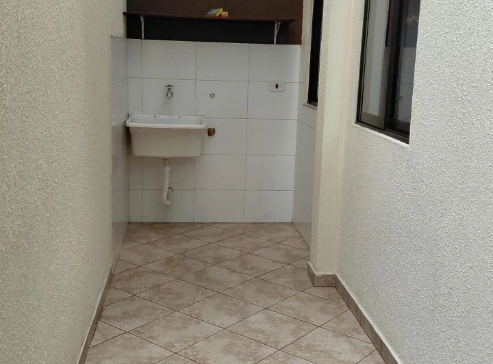 Triplex townhouse with 3 bedrooms and 3 baths (160 m²) — photo 8