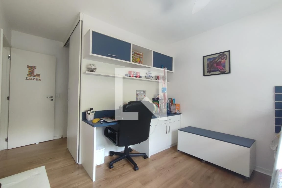 Apartamento de 89 m² com janelas do piso ao teto e closet — photo 69